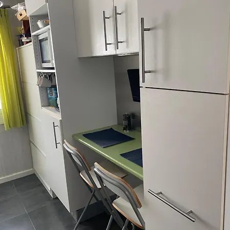 Tio Charles Village 55d * 贝纳尔马德纳